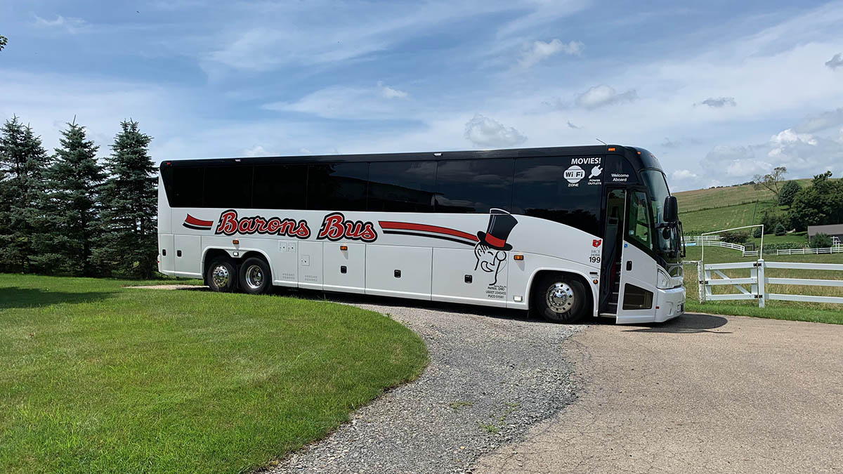 Amusement Park Bus Charter - Baron Tours - Charter Bus